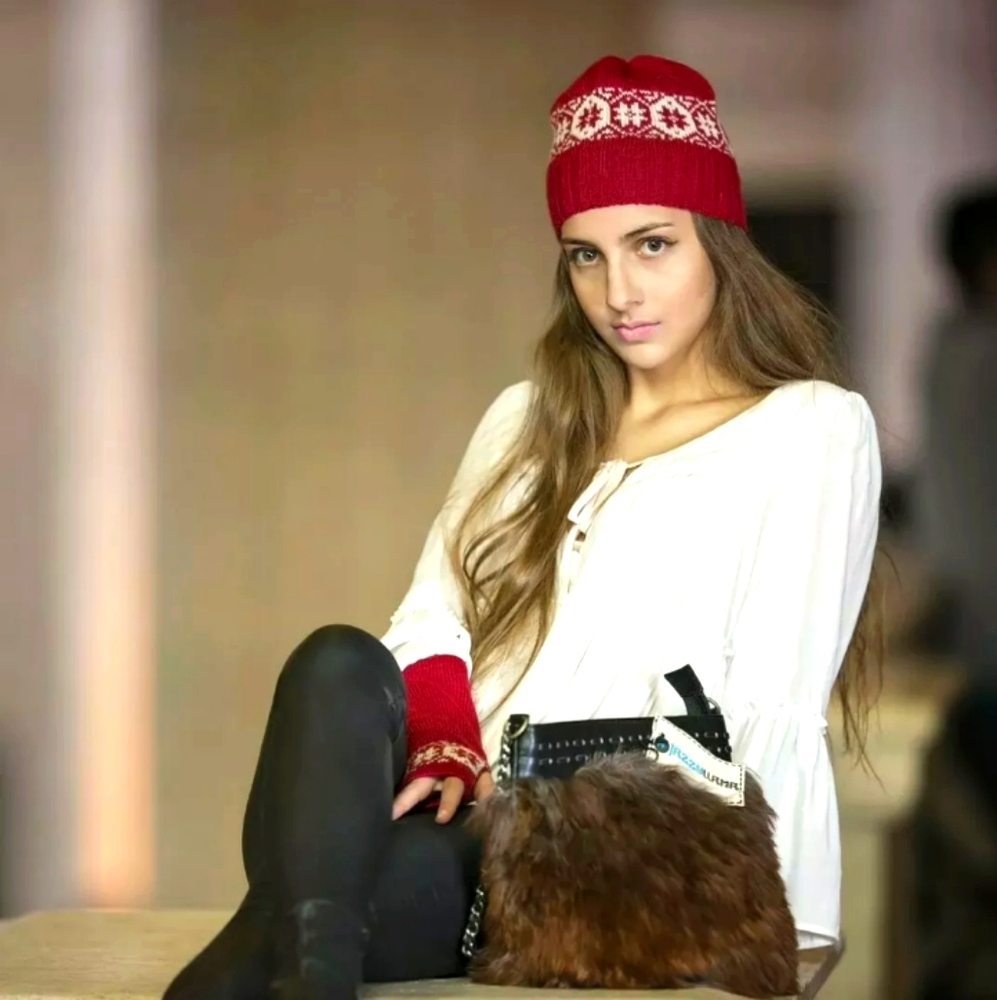 100% Alpaca Hand Knit Winter Hat Women's Beanie